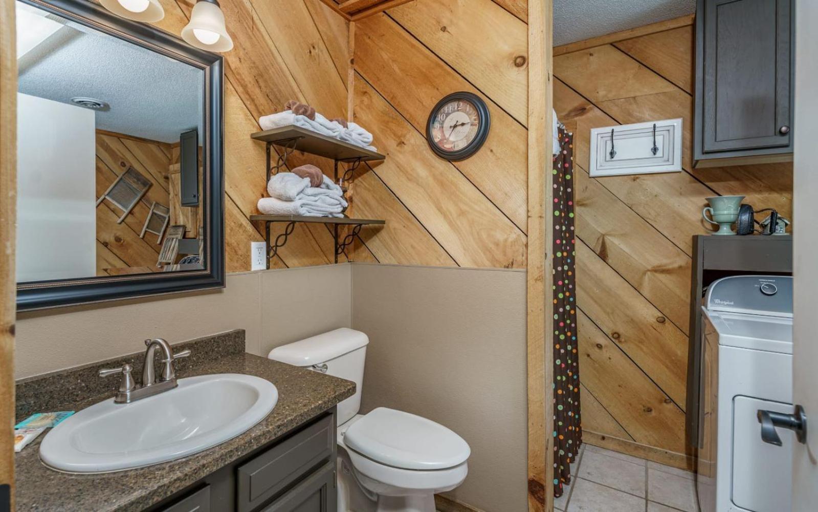 Wooded Bliss Hot Tub Single Level Cabin With No Steps Rocking Chairs And Wooded Views ピジョンフォージ エクステリア 写真